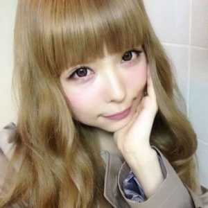 東国原英夫の妻は20歳年下の美人！子供の名前や画像は？