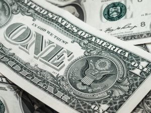 【話題】人気ユーチューバーが宝くじ１００万円分購入！結果は？！