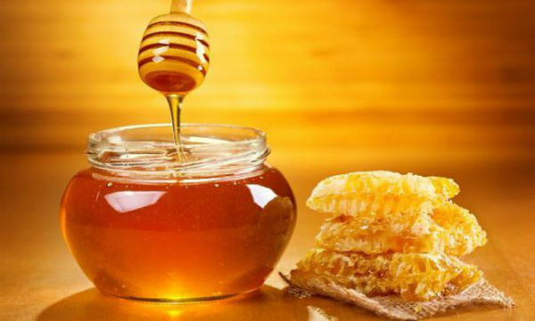 【衝撃】ハチミツは超危険！農薬めちゃくちゃ使われていたことが判明