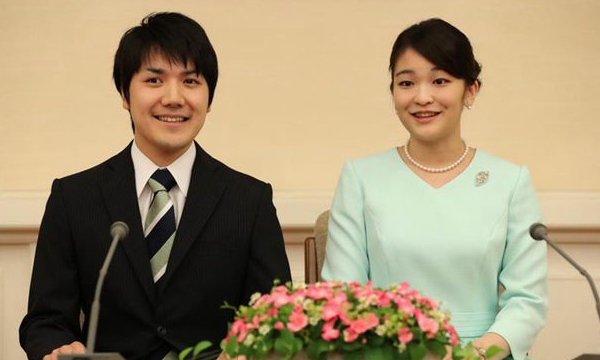 眞子さまの婚約者 小室圭さんを立派に育てるために母の借金400万！