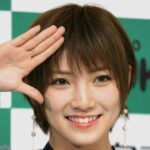 AKB48の岡田奈々が俳優との交際を報じられ、謝罪と共に卒業を発表。ハロプロの恋愛問題の対処方法